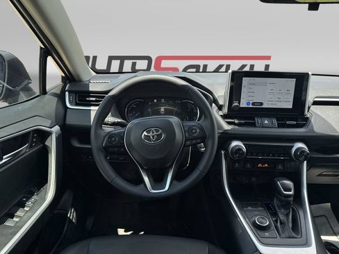 Used 2025 Toyota RAV4 XLE Premium AWD/4WD image 10