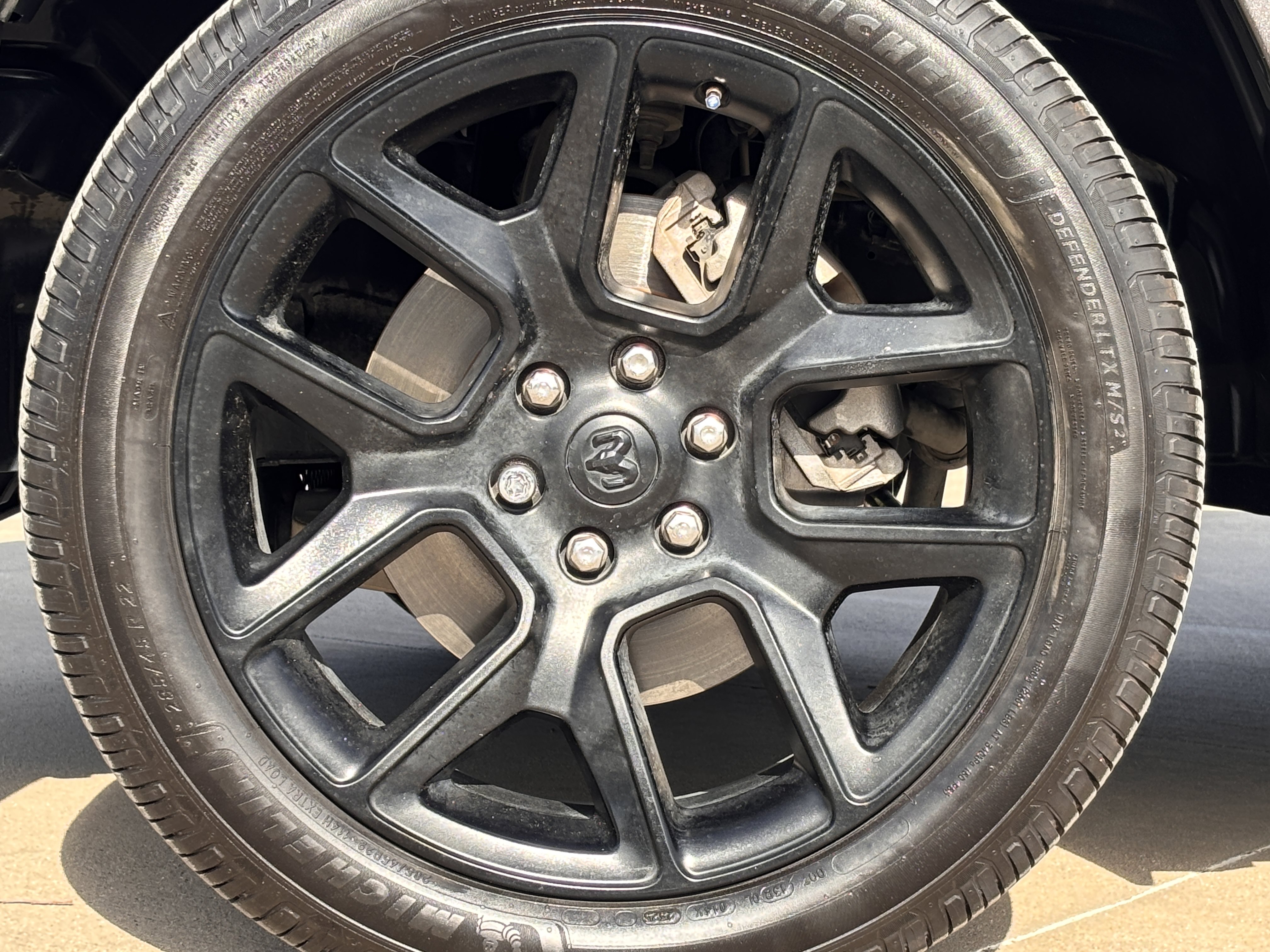 Used 2023 RAM 1500 Laramie RWD image 11