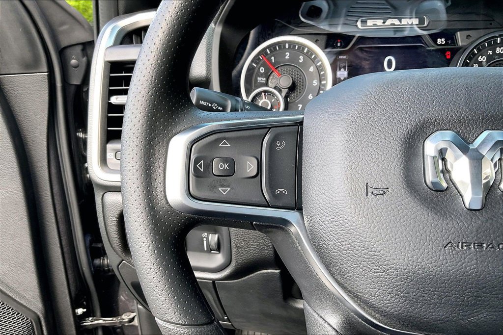New 2026 RAM 1500 Express AWD/4WD image 27