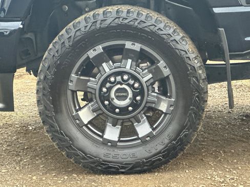 Used 2024 Ford F350 Lariat w/ Sport Appearance Package image 26