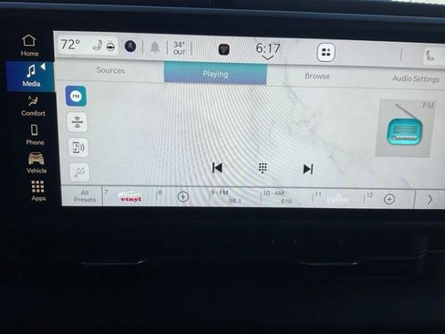 Used 2024 Jeep Wrangler Unlimited Sahara image 32