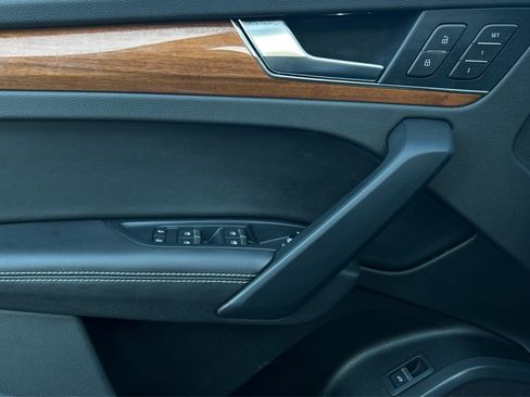 Used 2021 Audi Q5 2.0T Premium Plus image 18