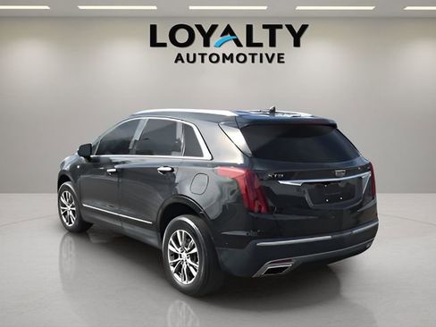Used 2022 Cadillac XT5 Premium Luxury w/ Technology Package FWD image 3