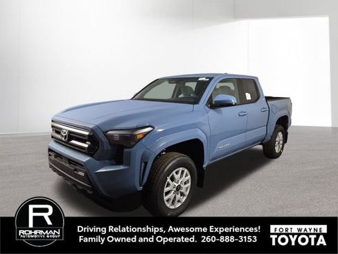 New 2026 Toyota Tacoma SR5 AWD/4WD image 2