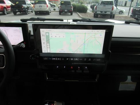 New 2025 GMC Hummer EV 3X image 20