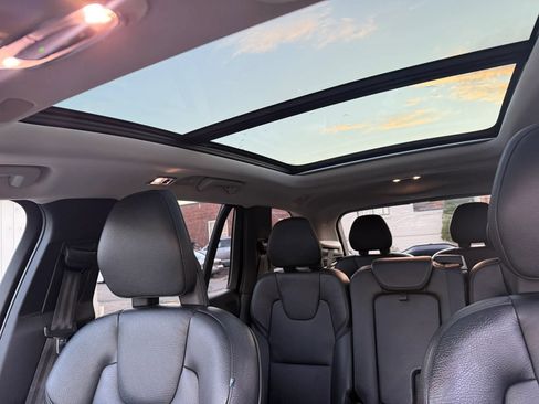 Used 2016 Volvo XC90 T6 Momentum w/ Momentum Plus Package AWD/4WD image 19