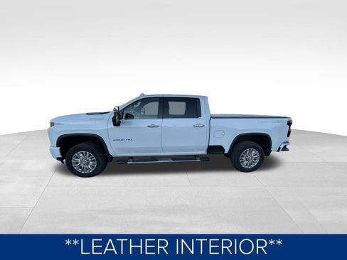 Used 2021 Chevrolet Silverado 2500 High Country image 5
