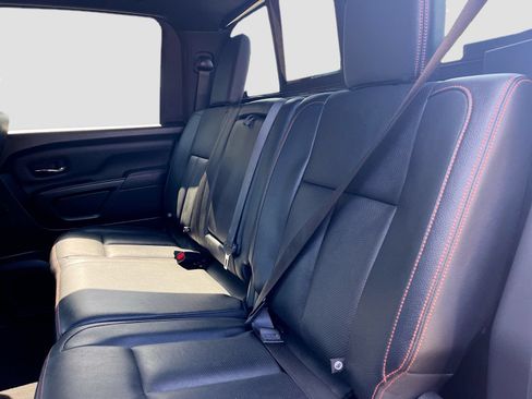 Used 2023 Nissan Titan PRO-4X w/ Pro-4x Convenience Package AWD/4WD image 25