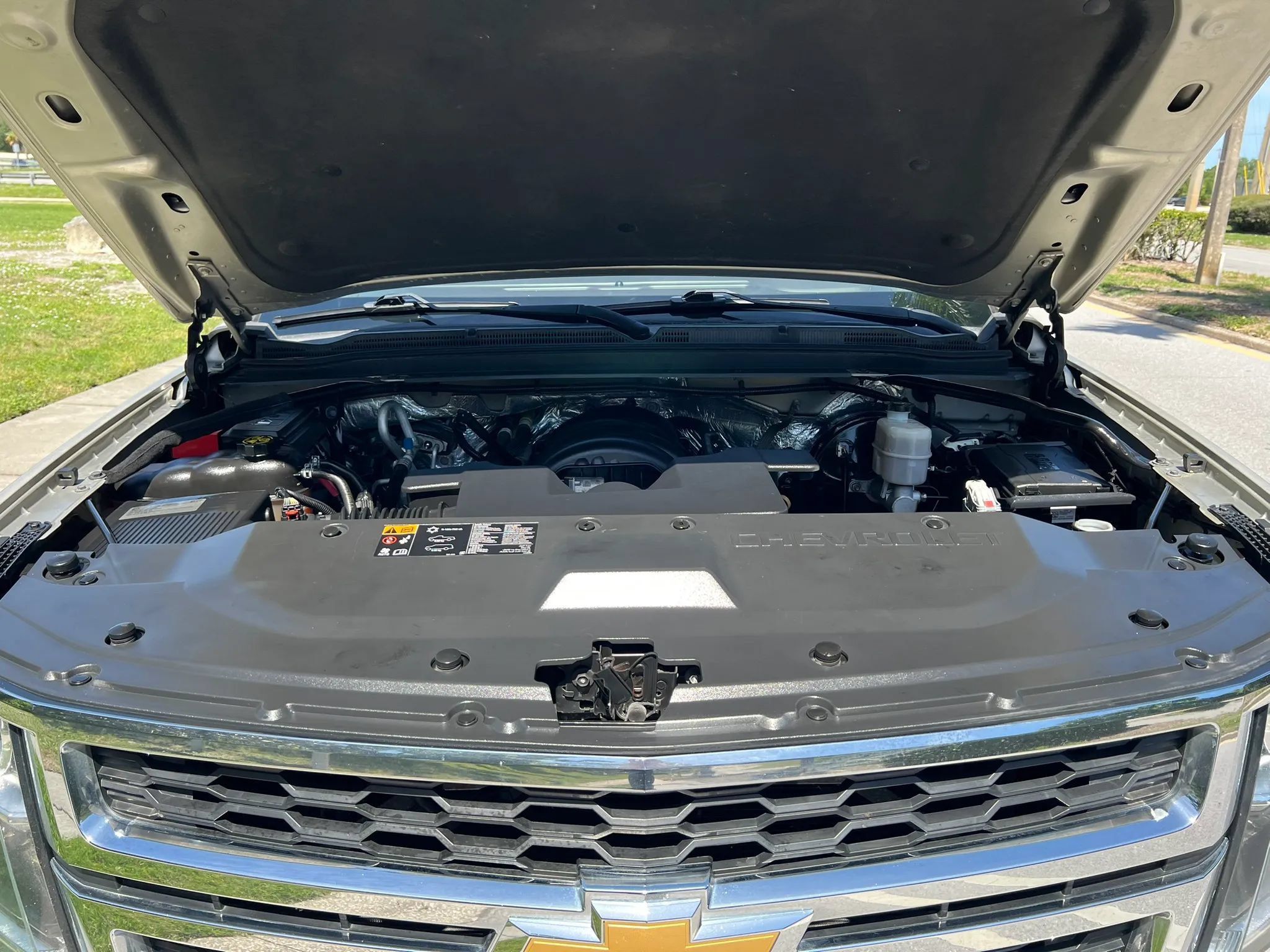 Used 2016 Chevrolet Suburban LT RWD image 47