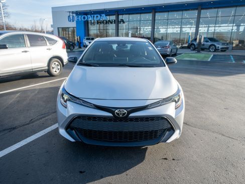 Used 2021 Toyota Corolla SE image 2