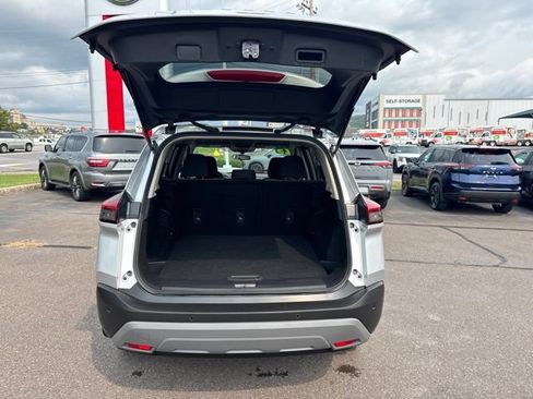 Certified 2023 Nissan Rogue SV AWD/4WD image 19