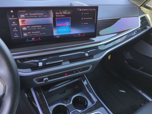 Certified 2023 BMW X7 xDrive40i w/ Executive Package image 30