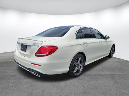 Used 2020 Mercedes-Benz E 350 4MATIC Sedan image 20
