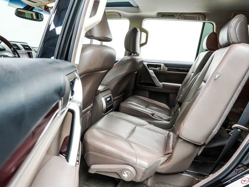 Used 2017 Lexus GX 460 AWD/4WD image 18