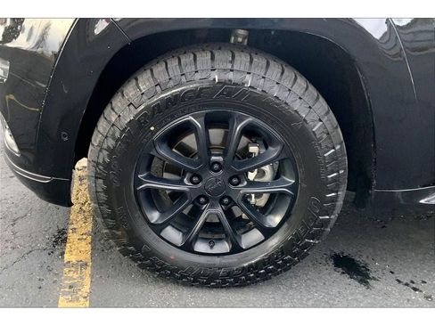 Used 2020 Jeep Grand Cherokee Limited X image 10