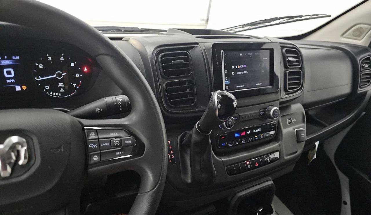 Used 2024 RAM ProMaster 2500 w/ Convenience Group FWD image 12