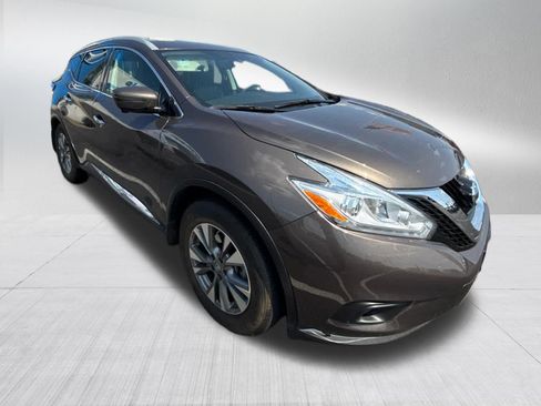 Used 2016 Nissan Murano SL w/ SL Technology Package AWD/4WD image 2