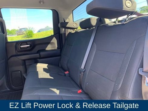 Used 2025 Chevrolet Silverado 1500 Custom Trail Boss w/ Dark Appearance Package AWD/4WD image 22