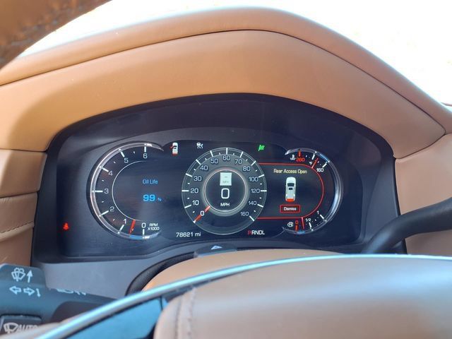 Used 2017 Cadillac Escalade Platinum AWD/4WD image 13