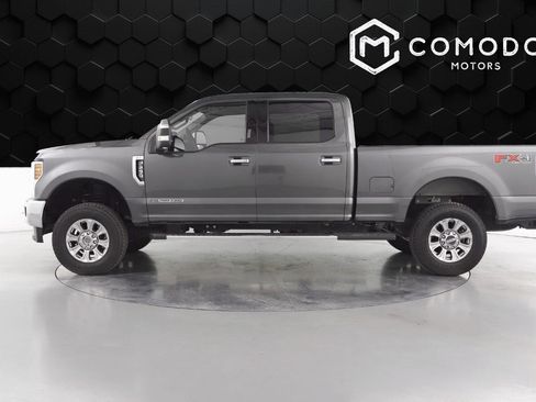 Used 2018 Ford F250 XLT w/ XLT Premium Package image 6