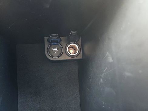 Used 2025 Hyundai Palisade Limited image 24