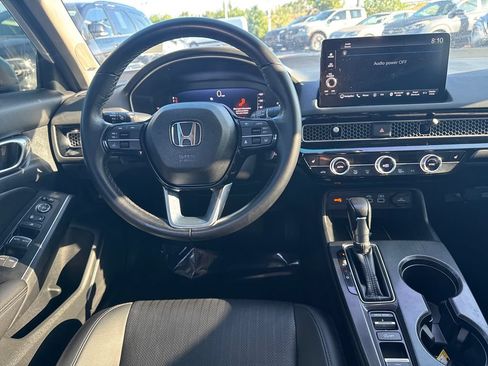 Used 2024 Honda Civic Touring image 29