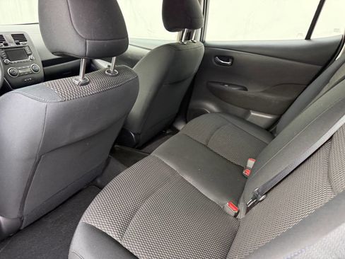 Used 2016 Nissan Leaf S w/ Charger Package image 19