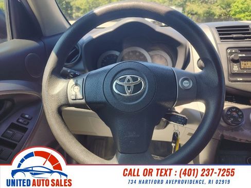 Used 2012 Toyota RAV4 4WD w/ Value Pkg image 16