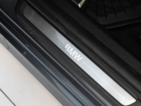 Used 2022 BMW 330i Sedan w/ Premium Package RWD image 15