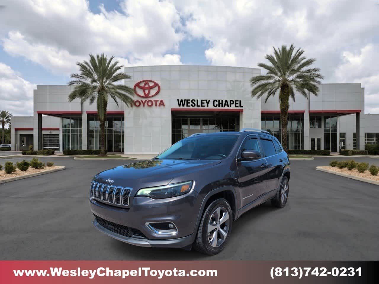 Used 2021 Jeep Cherokee Limited w/ Mopar Interior Package AWD/4WD image 1