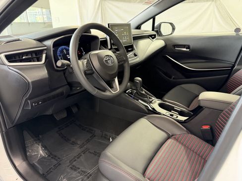 Used 2024 Toyota Corolla XSE FWD image 9