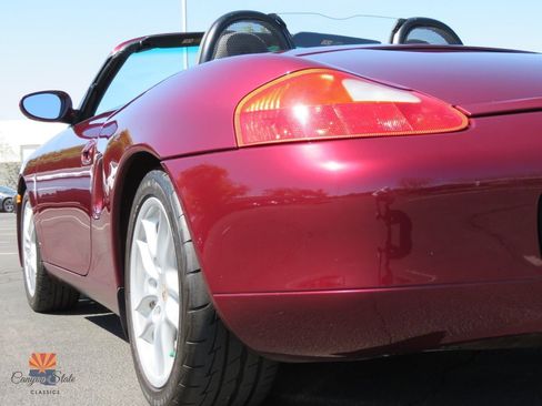 Used 1999 Porsche Boxster image 21