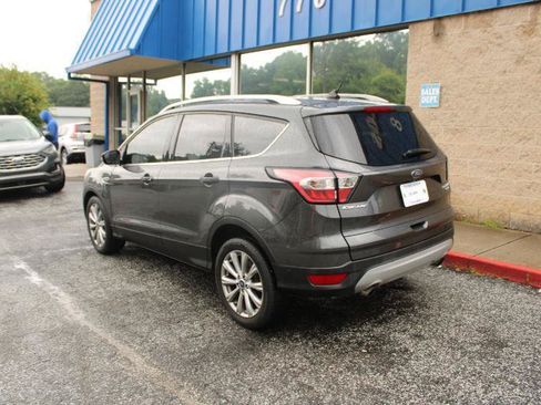 Used 2018 Ford Escape Titanium FWD image 4