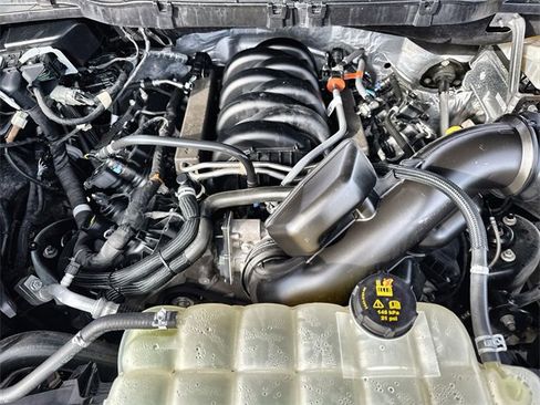 Used 2024 Ford F150 XLT image 25