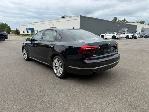 Used 2019 Volkswagen Passat 2.0T Wolfsburg FWD image 8