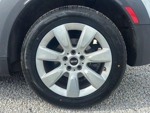 Used 2017 MINI Cooper Countryman FWD image 2