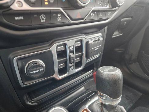 Certified 2021 Jeep Wrangler Unlimited Sport S image 24