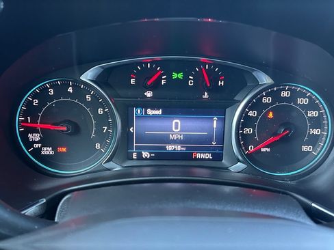 Used 2023 Chevrolet Equinox LT FWD image 37