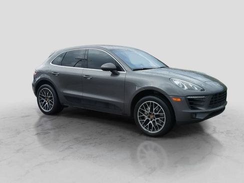 Used 2015 Porsche Macan S AWD/4WD image 2