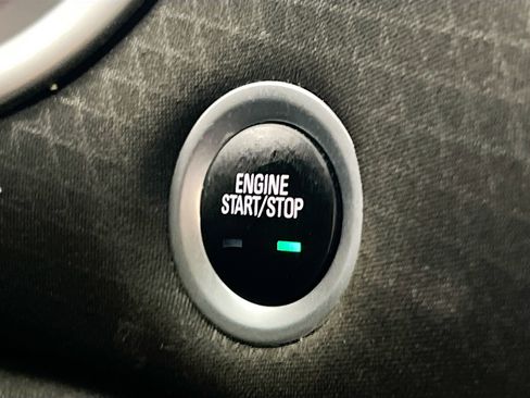 Used 2022 Chevrolet Malibu LT image 24