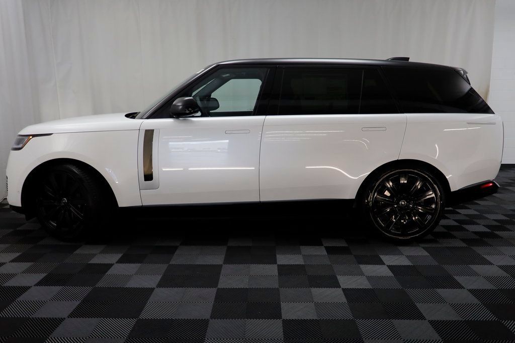 New 2025 Land Rover Range Rover SV AWD/4WD image 6