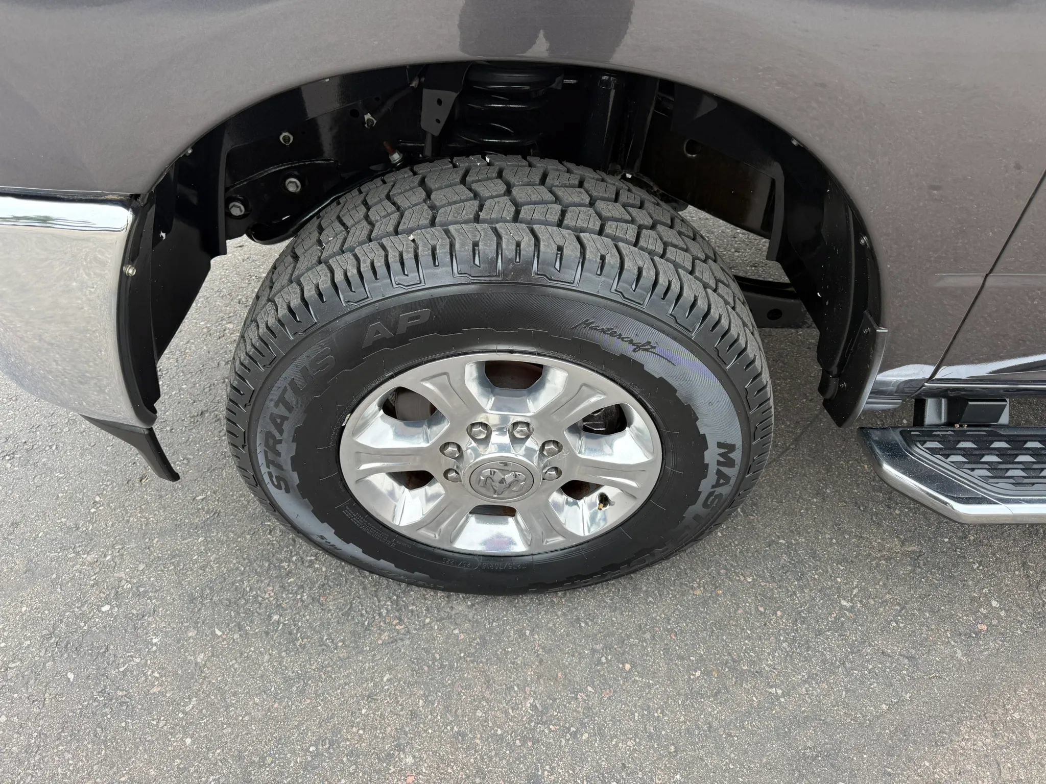 Used 2024 RAM 2500 Big Horn AWD/4WD image 12