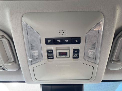 Used 2019 Toyota RAV4 XLE FWD image 20