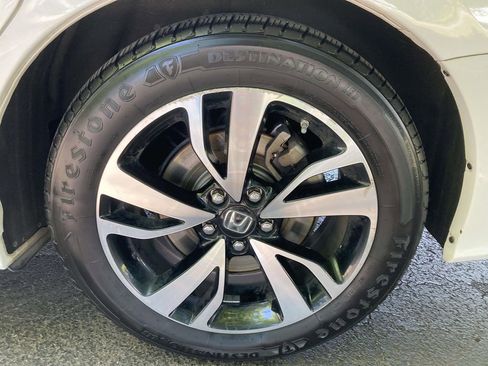 Used 2020 Honda Odyssey Elite image 7