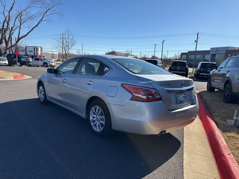 Used 2013 Nissan Altima 2.5 S image 12