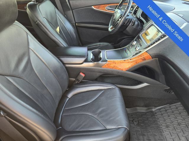 Used 2019 Lincoln Nautilus Reserve FWD image 13