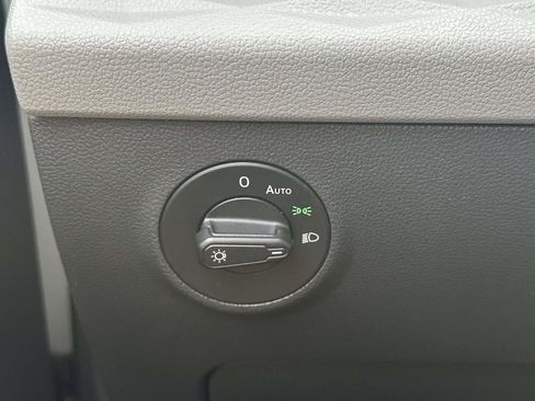 Used 2024 Volkswagen Taos S image 31