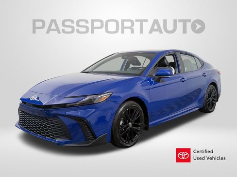 Certified 2025 Toyota Camry SE AWD/4WD image 1