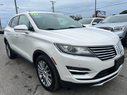 Used 2017 Lincoln MKC Reserve image 4