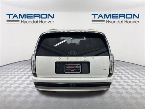 New 2026 Hyundai Ioniq 9 SEL image 4